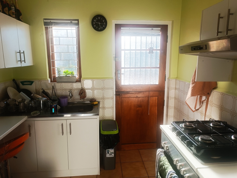 To Let 2 Bedroom Property for Rent in Fish Hoek Western Cape